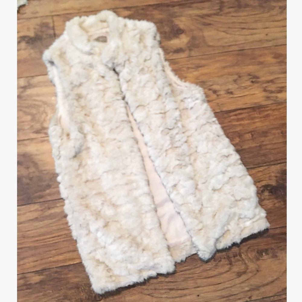 Fur vest